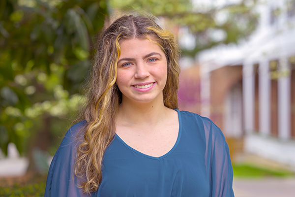 Hanna DeVarona '21
